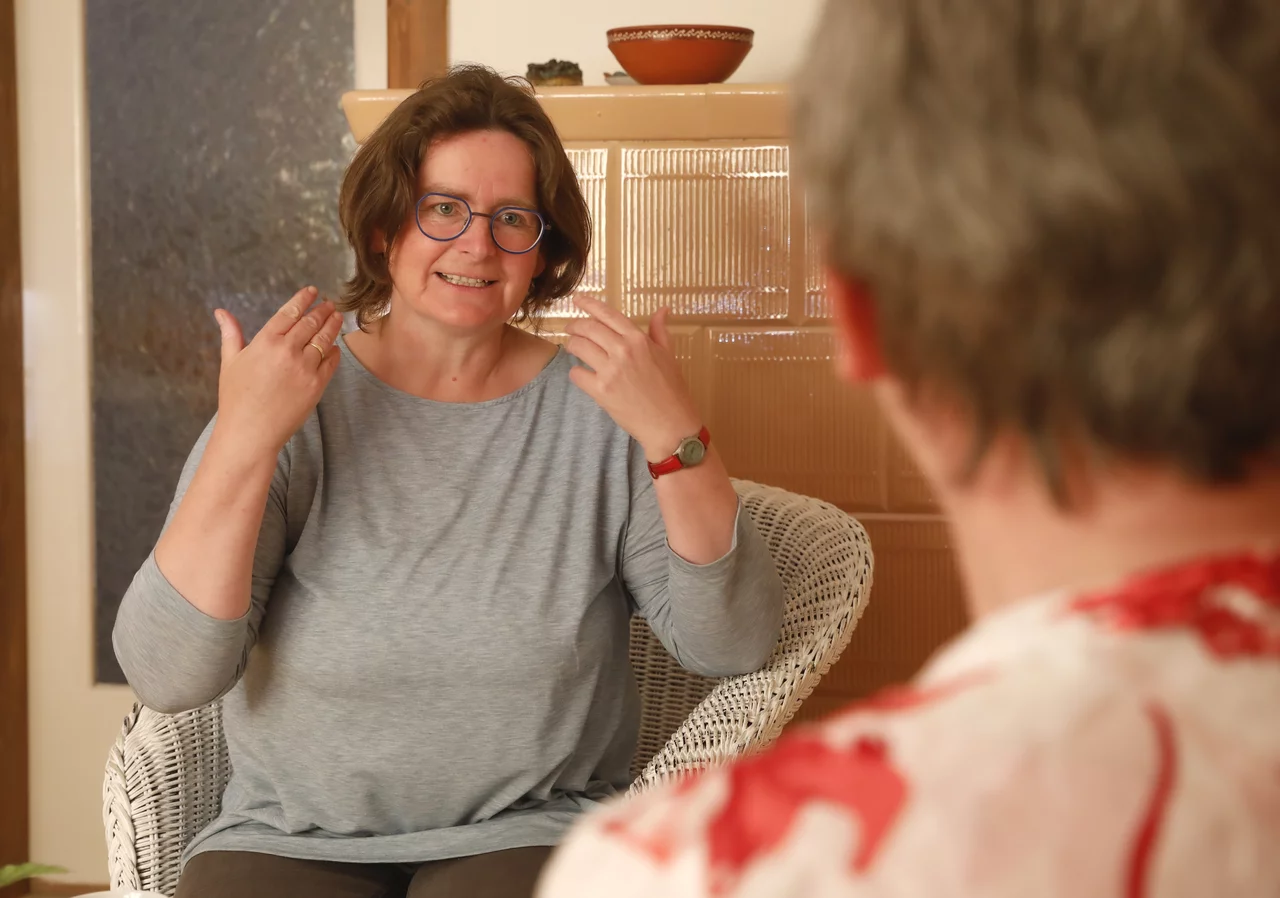 Christine Cieslak vermittelt ausführlich die Therapieempfehlung zur Umsetzung in den Alltag.